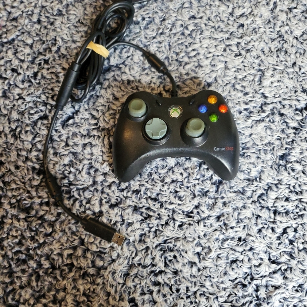 Xbox 360 Controller & Kinect Bundle - 2 Items - Picture 12 of 14